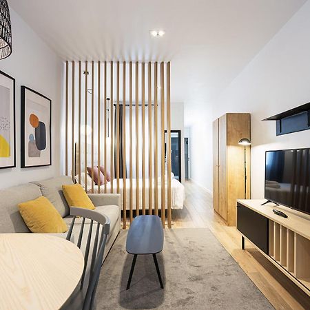 Smartr Atocha Reina Sofia Aparthotel Madrid Exterior photo