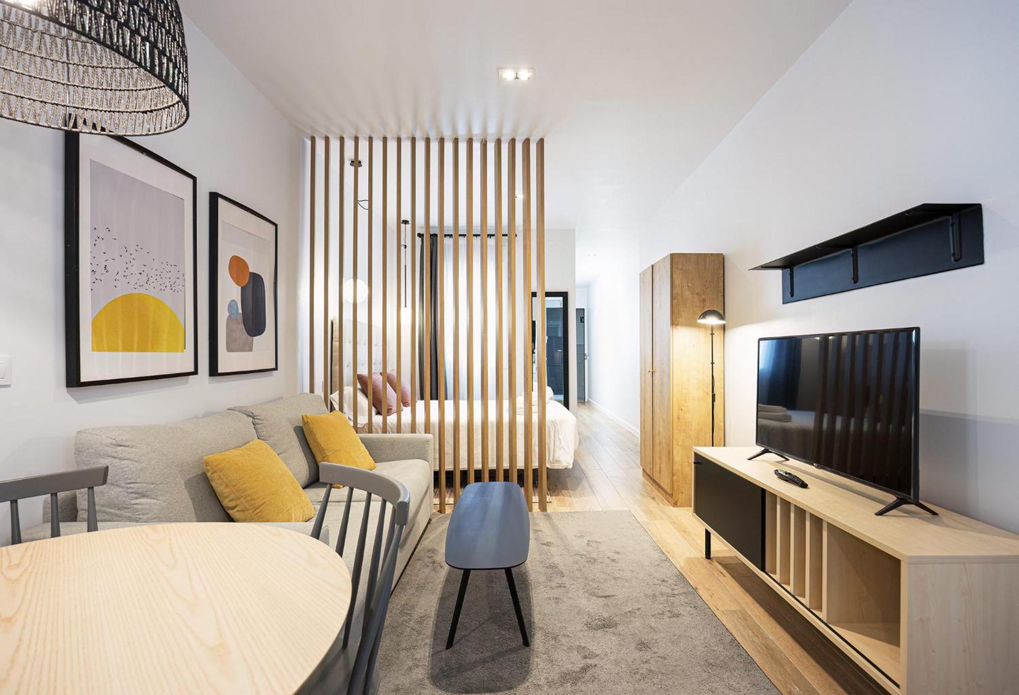 Smartr Atocha Reina Sofia Aparthotel Madrid Exterior photo